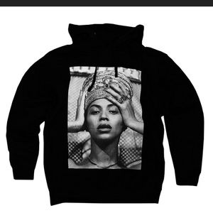 Beyoncé official Nefertiti hoodie sz Med